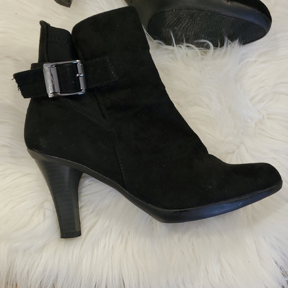 Kelly & Katie Black Suede Heeled Boots - Picture 2 of 16